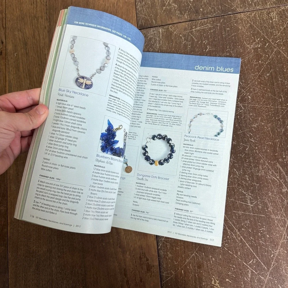 101 Bracelets Necklaces and Earrings Magazine 2012‎